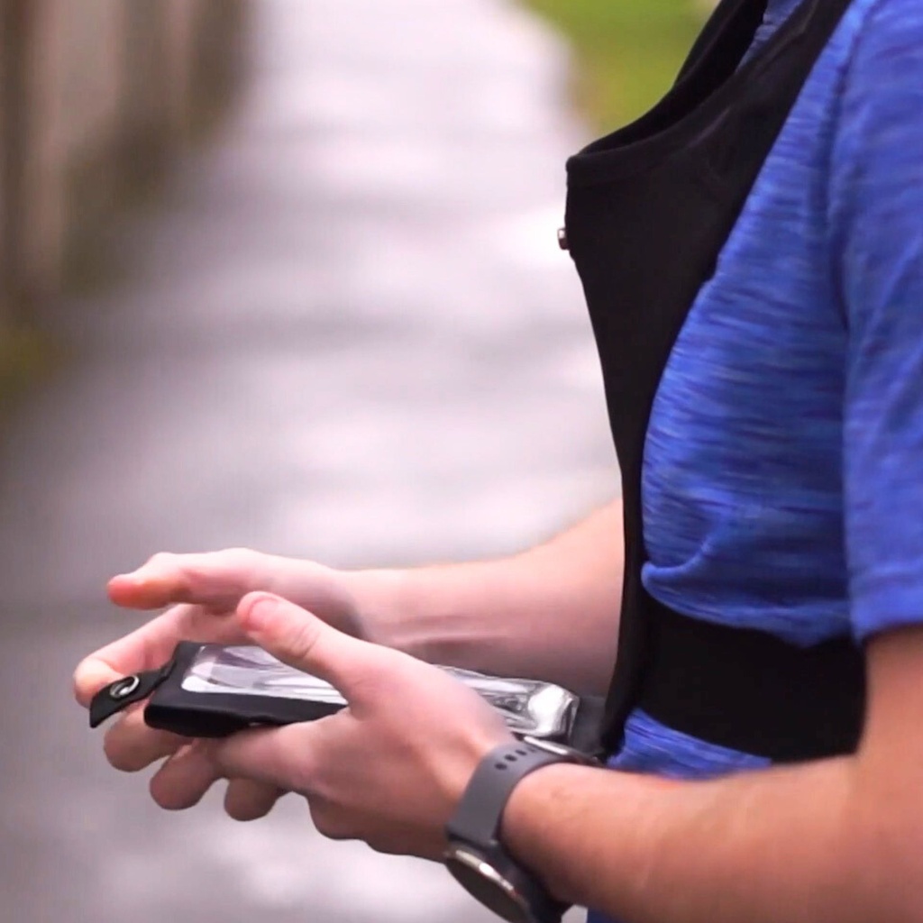 Six Peaks Running Vest with Phone Holder