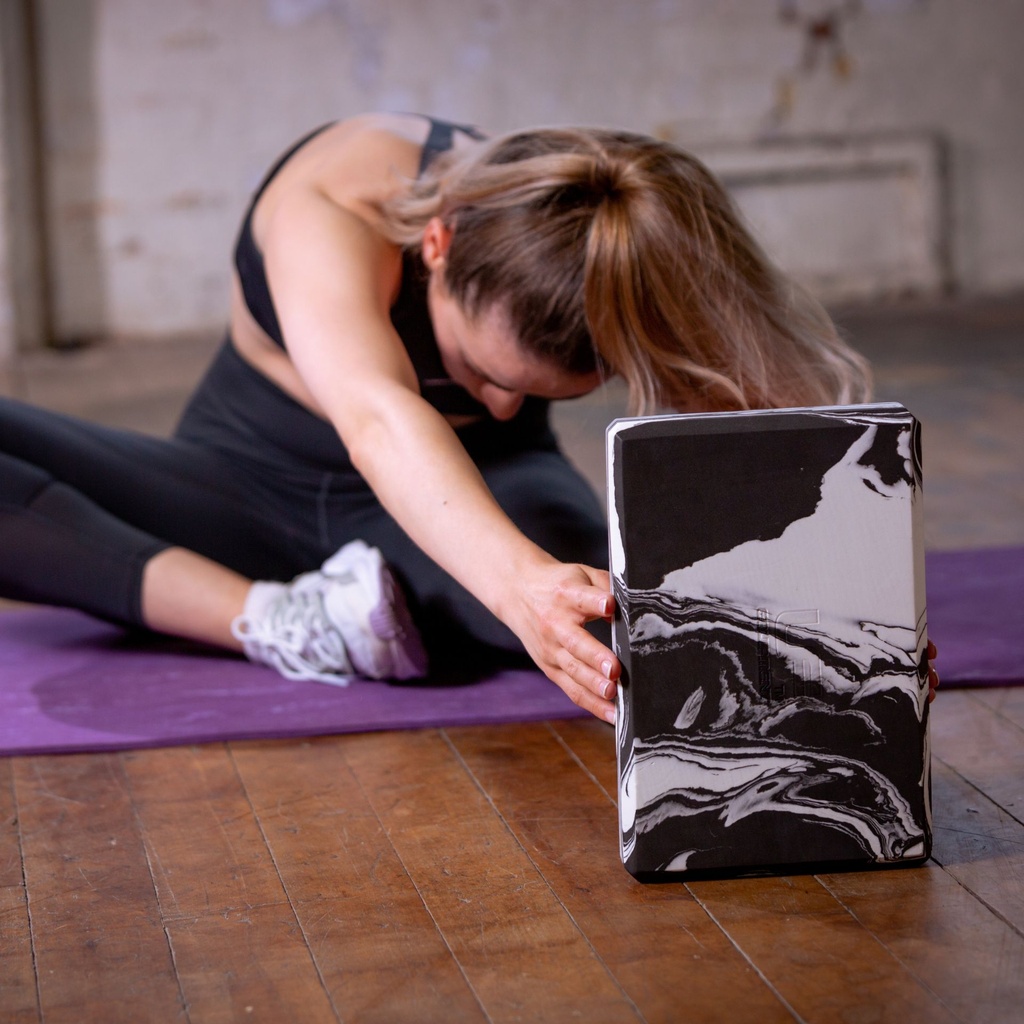 Urban Fitness Marbled Yoga Block