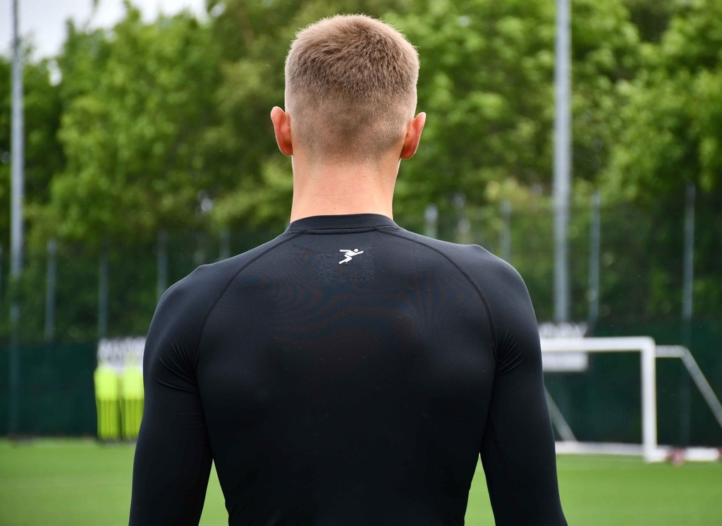 Precision Essential Baselayer Long Sleeve Shirt Junior